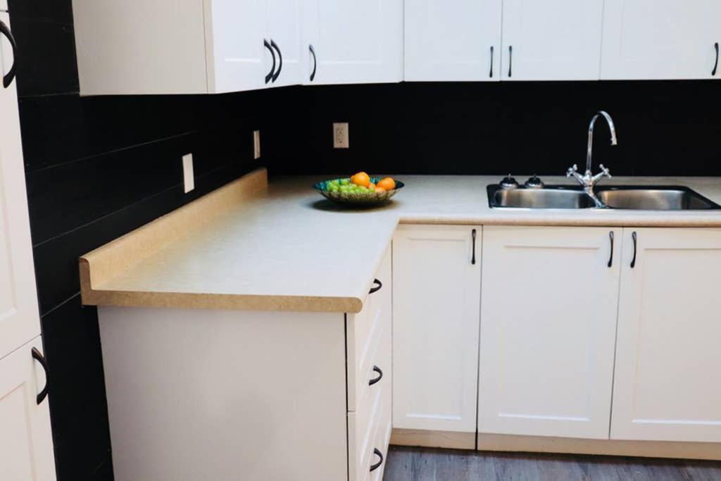 Apartament Sun Dog Manor Maple Creek Zewnętrze zdjęcie