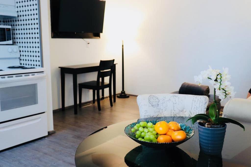 Apartament Sun Dog Manor Maple Creek Zewnętrze zdjęcie